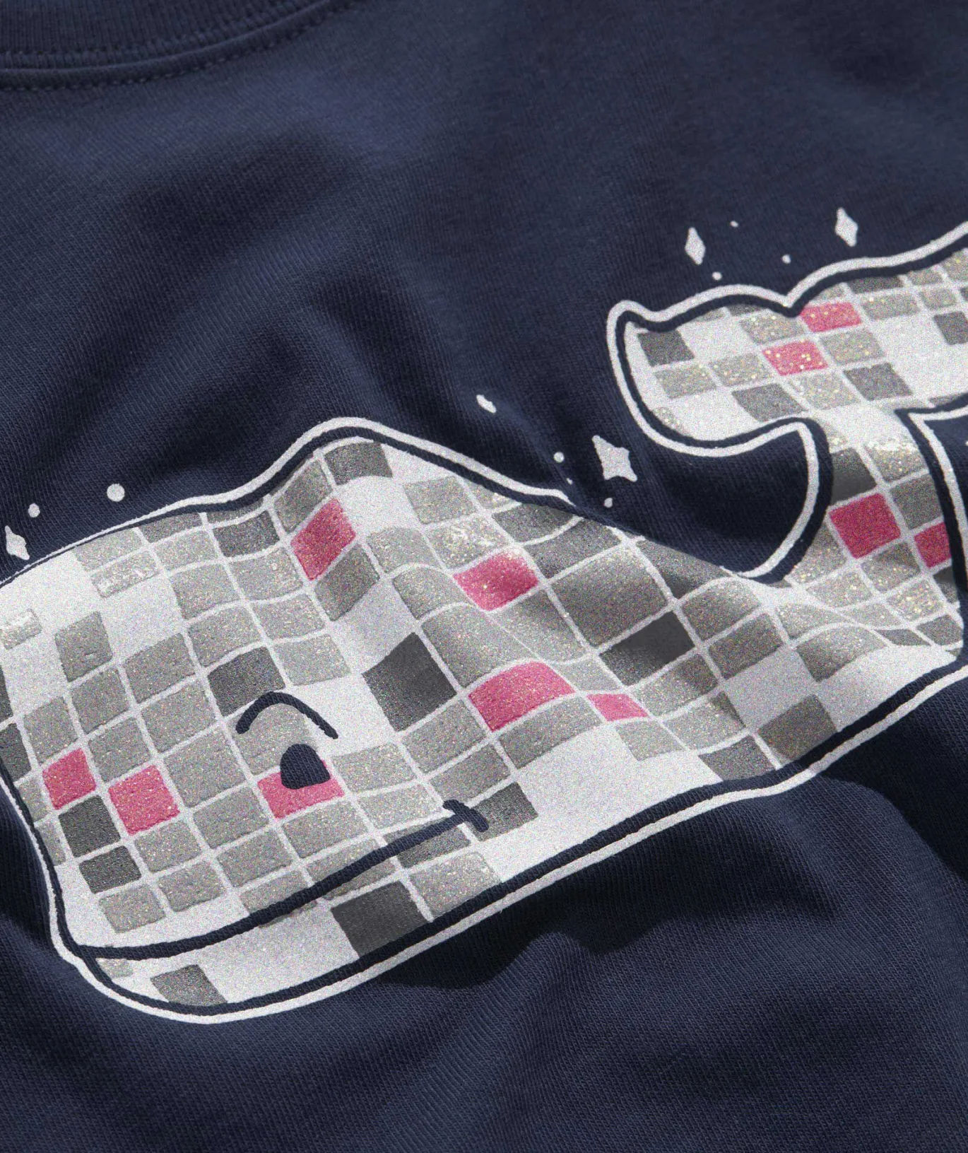 Vineyard Vines Girls' Glitter Ski Whale Long-Sleeve Pocket Tee Calm Waters Hot