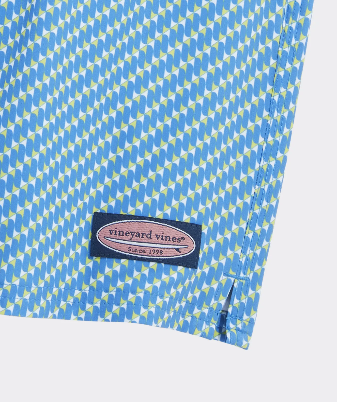 Vineyard Vines 7 Inch Printed Chappy Swim Trunks Tri Geo Hull Blue New