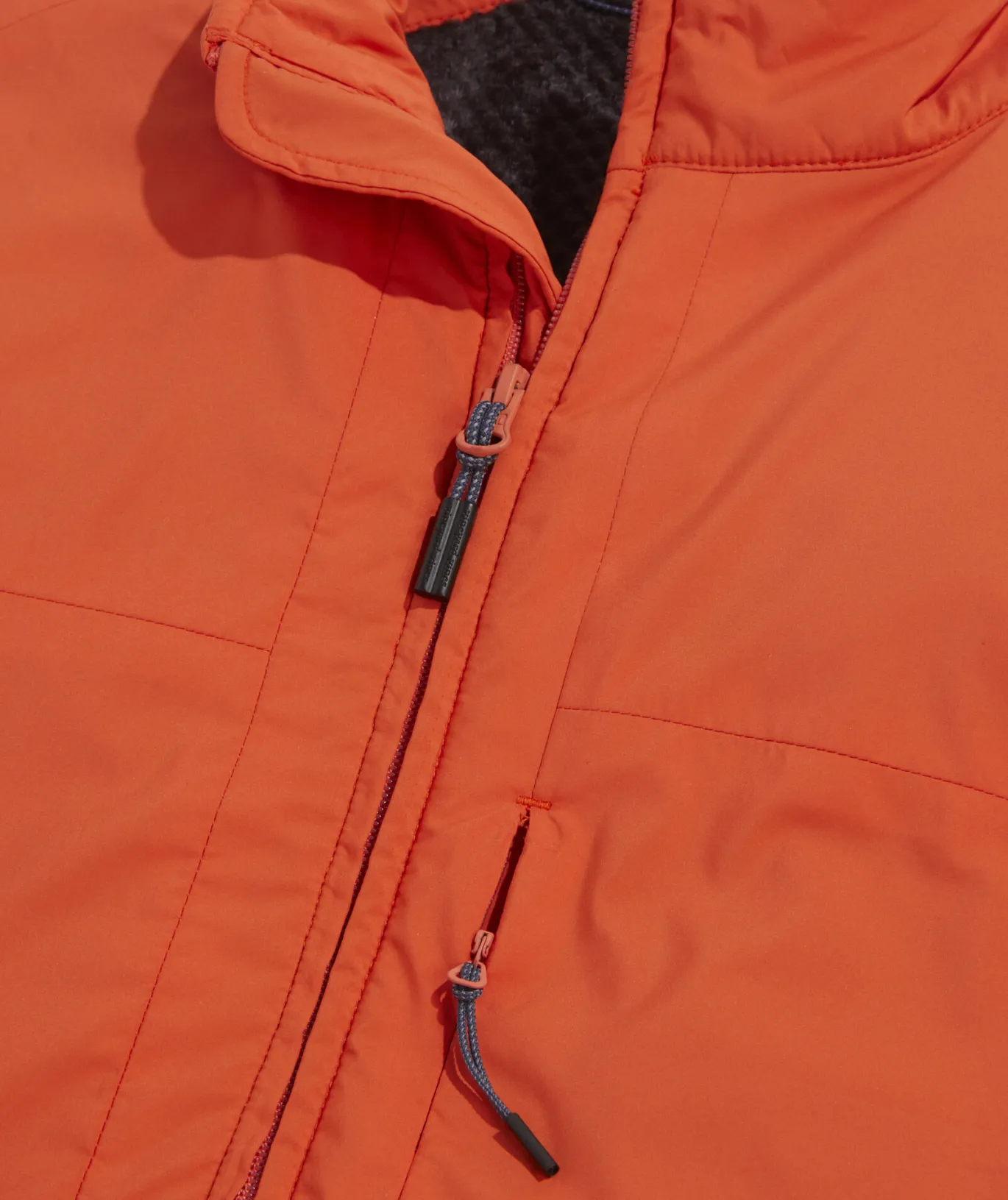 Vineyard Vines On-The-Go Packable Vest Cocktail Sauce Best Sale
